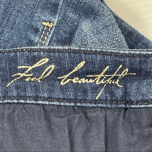 WHITE HOUSE BLACK MARKET Crop Leg Jeans Women's Size 4 - Picture 8 of 13